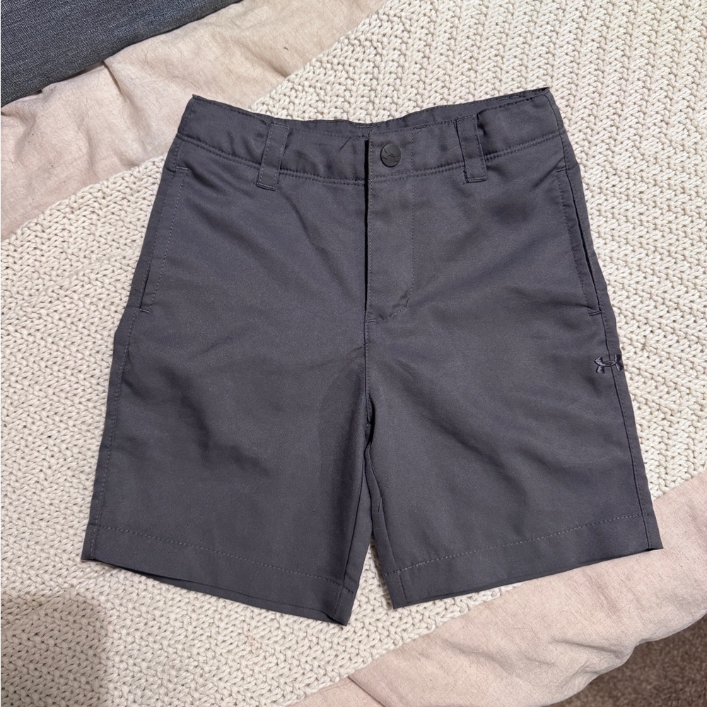 Under Armour UA Golf Medal Play Gray 3T Shorts